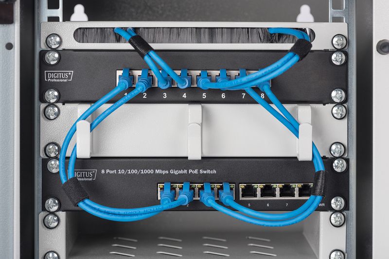 10zoll_Switch_Anwendung_im_10zoll_Schrank