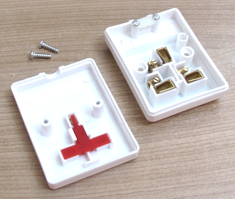 England_Kupplung_3polig_39-870-00300