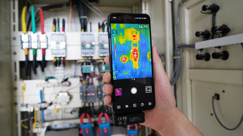 Waermebildkamera_fuer_Smarphone_USB-C_64-840-06010_B10