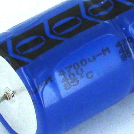 4700uF-40V-ELKO-26-715-00034